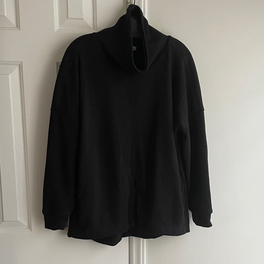 Sweatshirt tunic with pockets.  NWOT